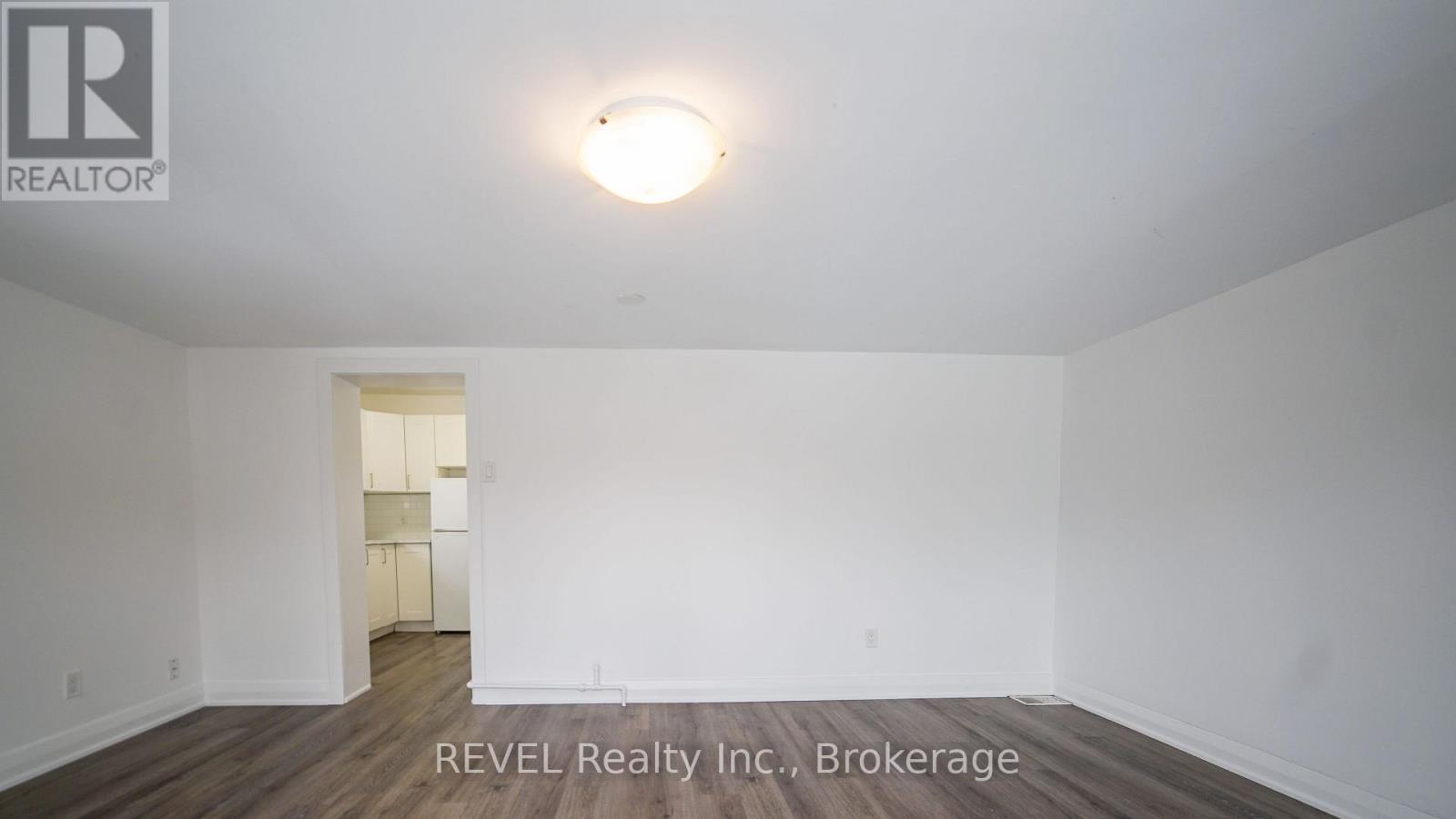 138 Ross Street Property Photo 15