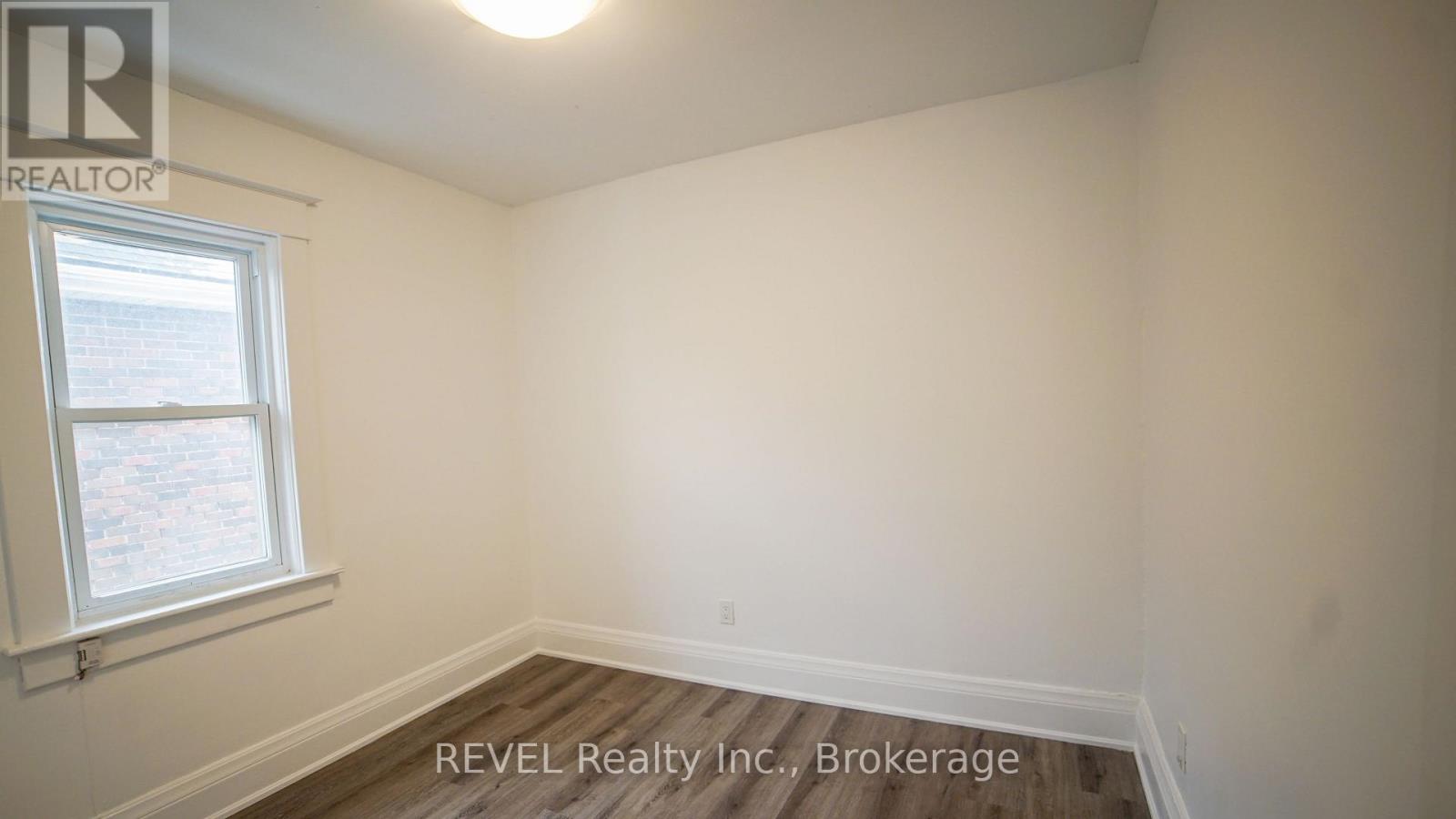 138 Ross Street Property Photo 19