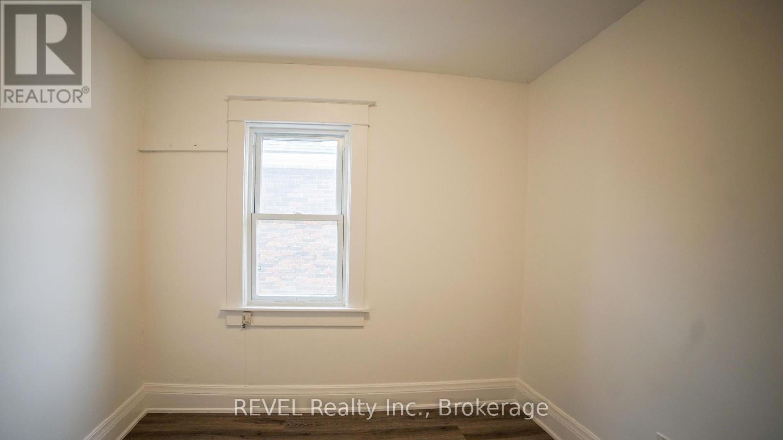 138 Ross Street Property Photo 22