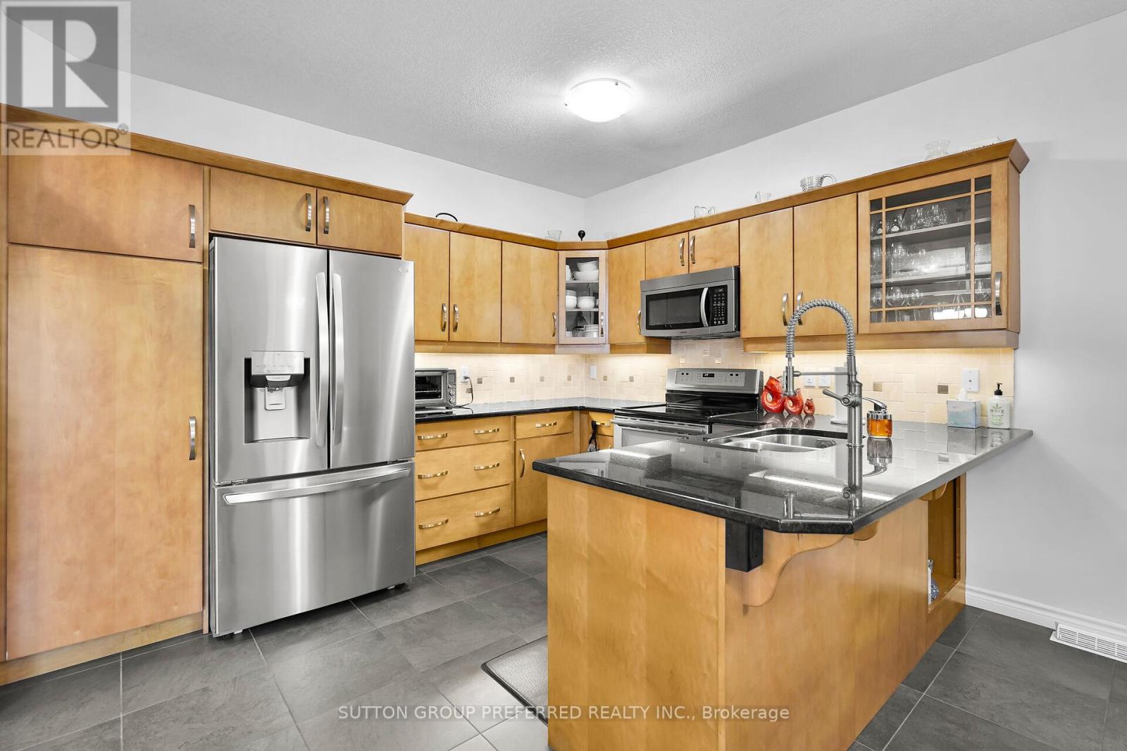 6517 Beattie Street Property Photo 12