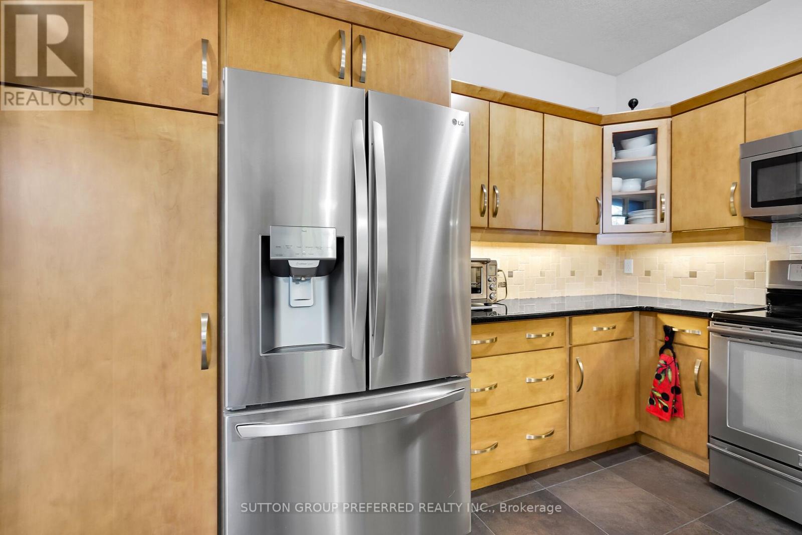 6517 Beattie Street Property Photo 14