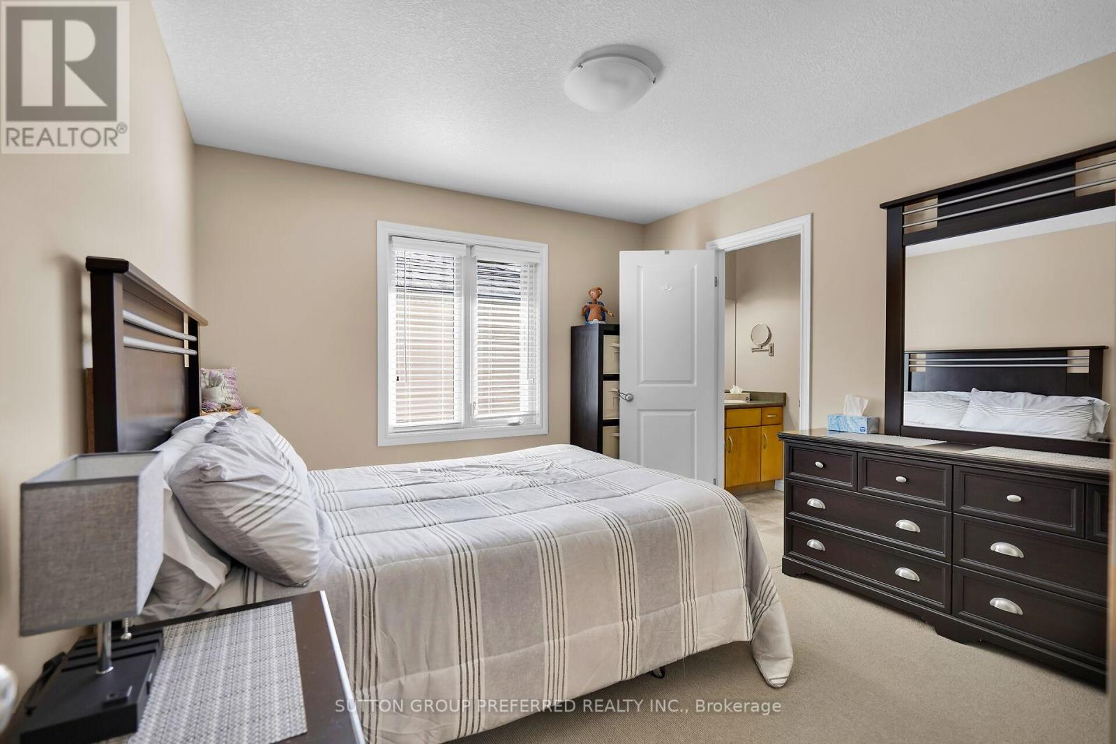 6517 Beattie Street Property Photo 32