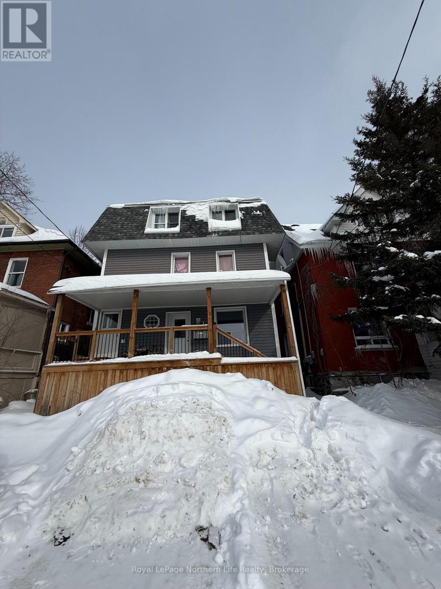 332 Second Avenue E Property Photo 2