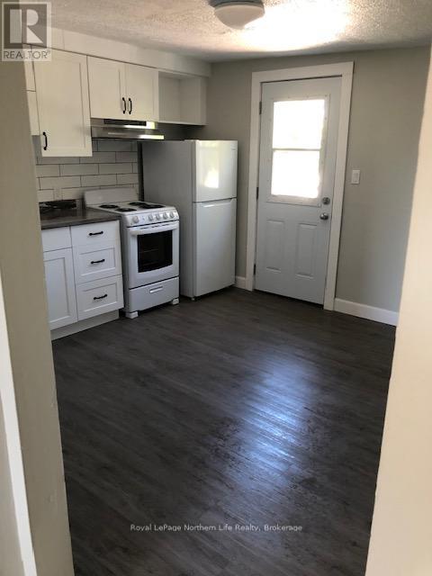 332 Second Avenue E Property Photo 5