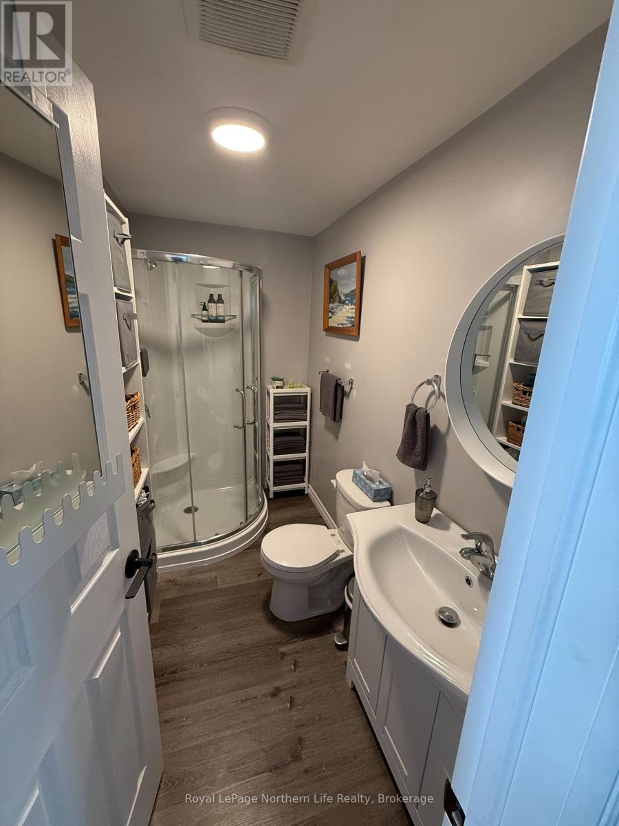 332 Second Avenue E Property Photo 10