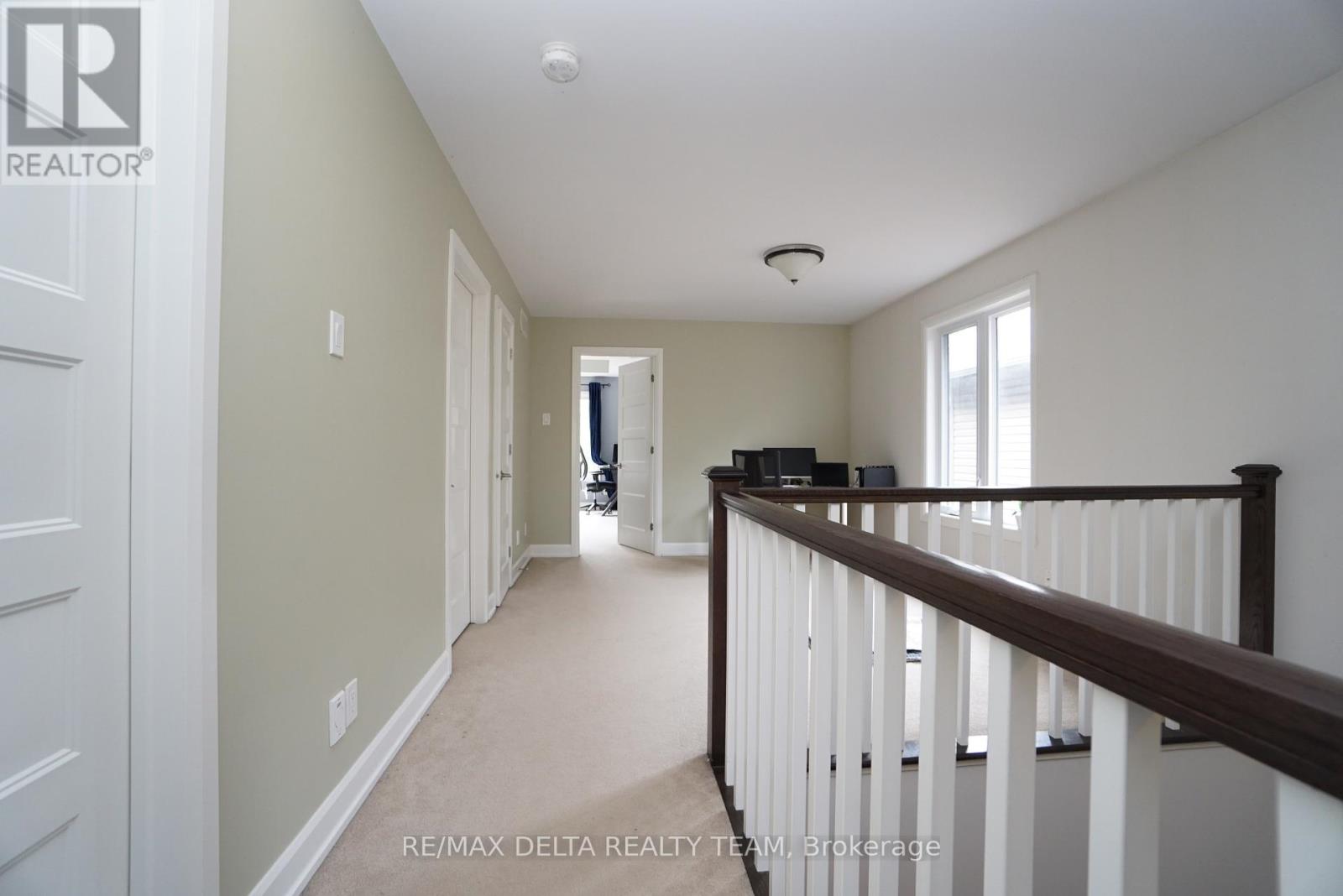498 Moodie Drive Property Photo 13