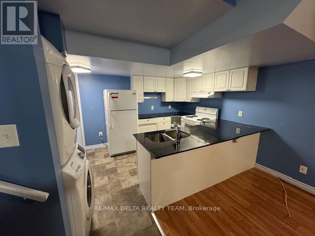 498 Moodie Drive Property Photo 27