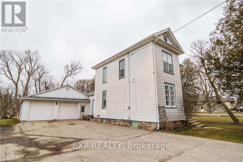 136 Foundry Street Property Photo 2