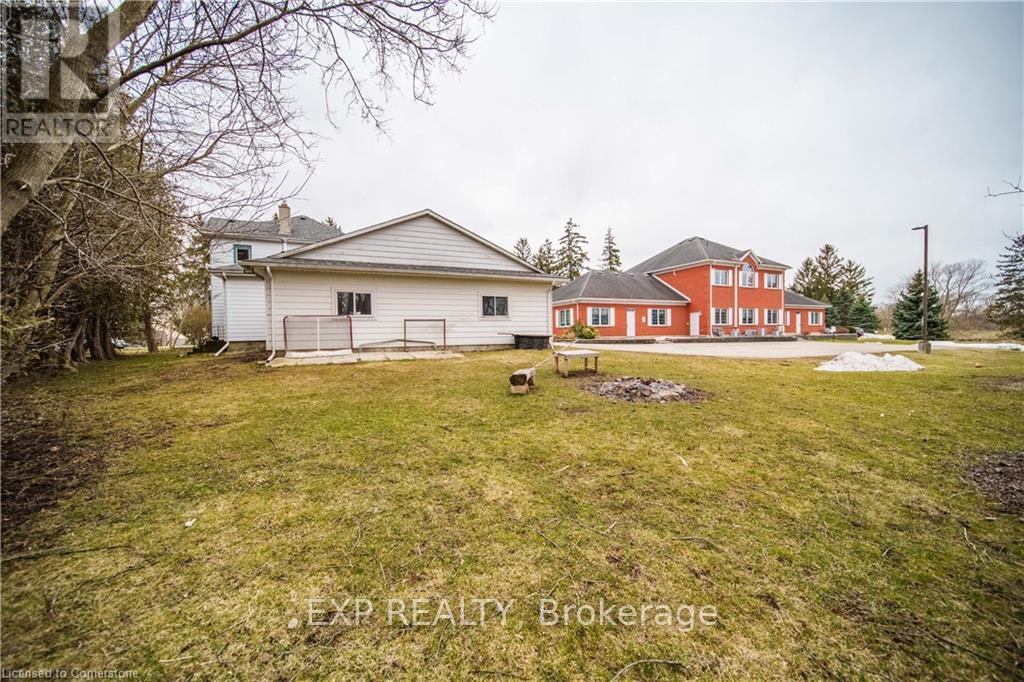 136 Foundry Street Property Photo 3