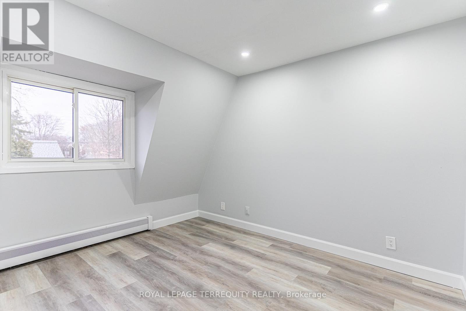 20 Mildred Avenue Property Photo 12