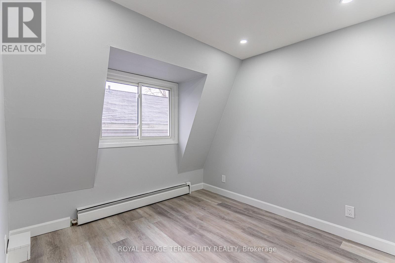 20 Mildred Avenue Property Photo 34