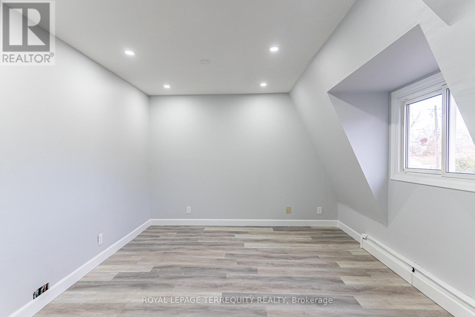 20 Mildred Avenue Property Photo 37