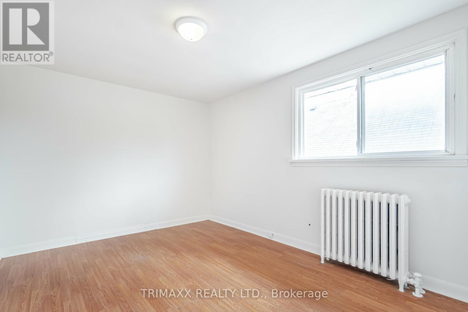 62 Pine Street N Property Photo 14