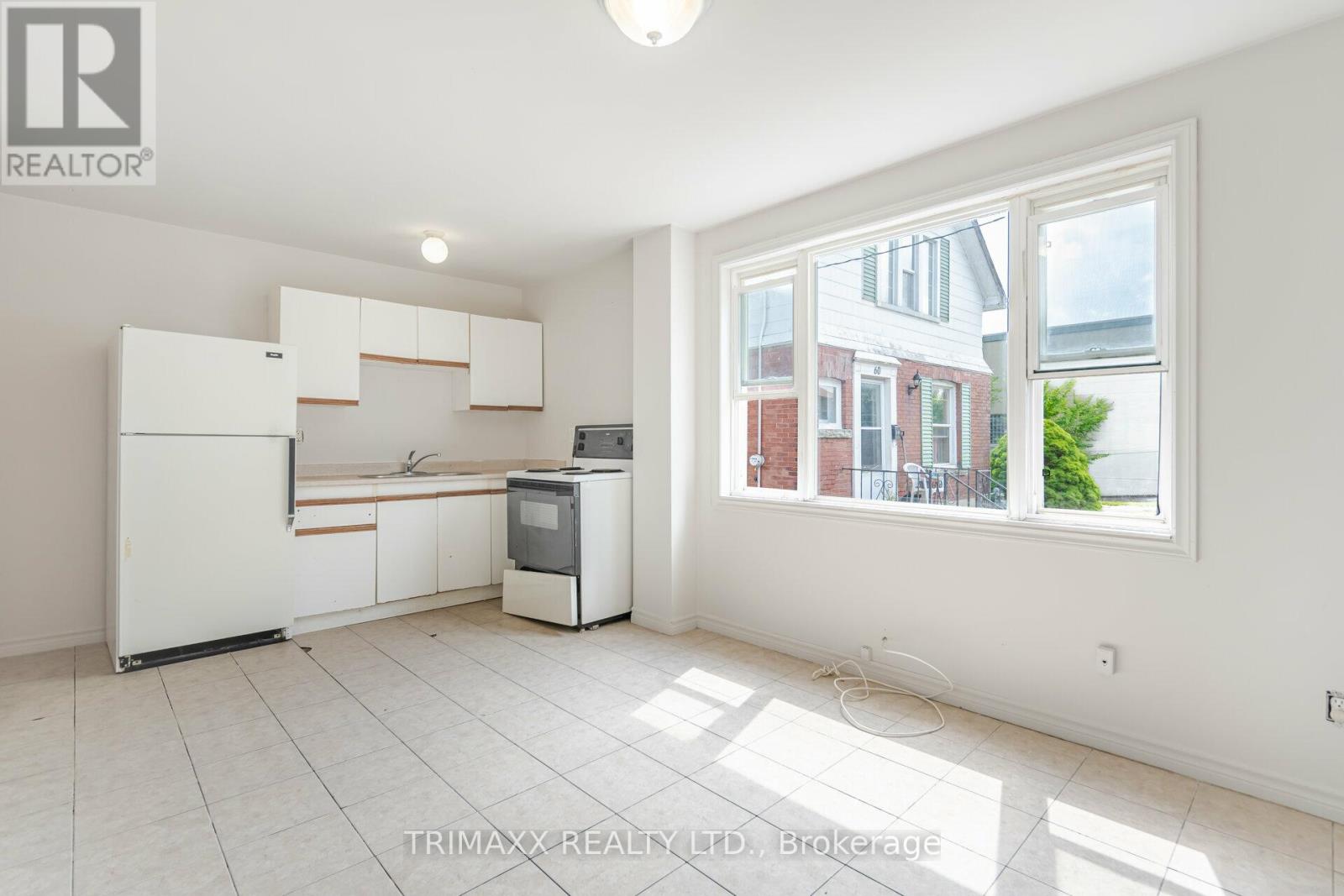 62 Pine Street N Property Photo 21