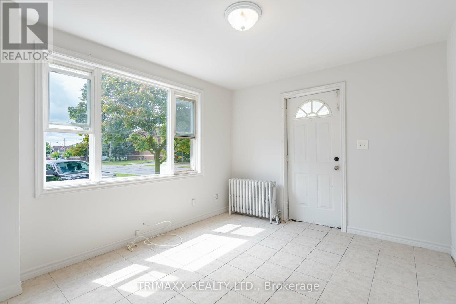 62 Pine Street N Property Photo 22