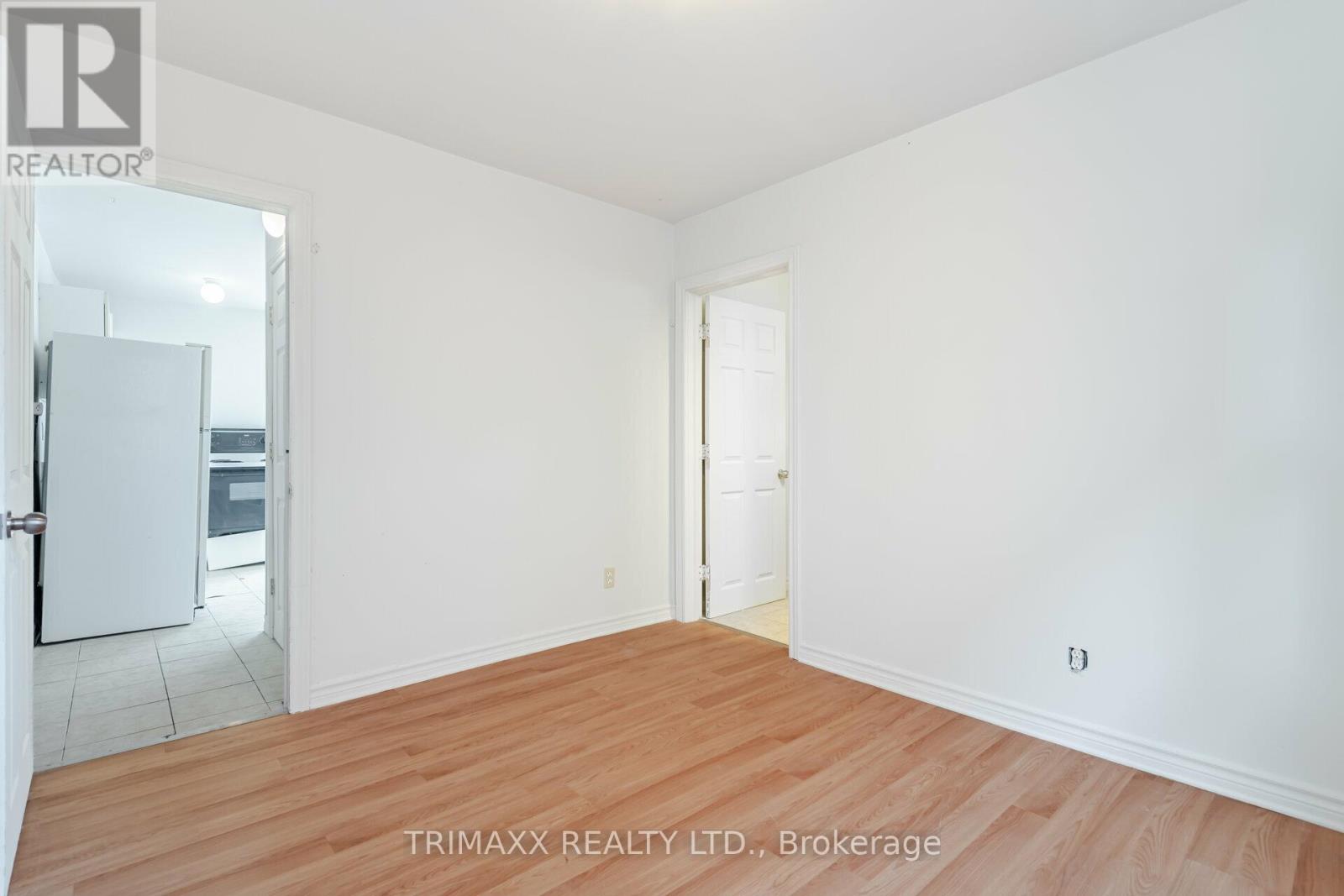 62 Pine Street N Property Photo 28