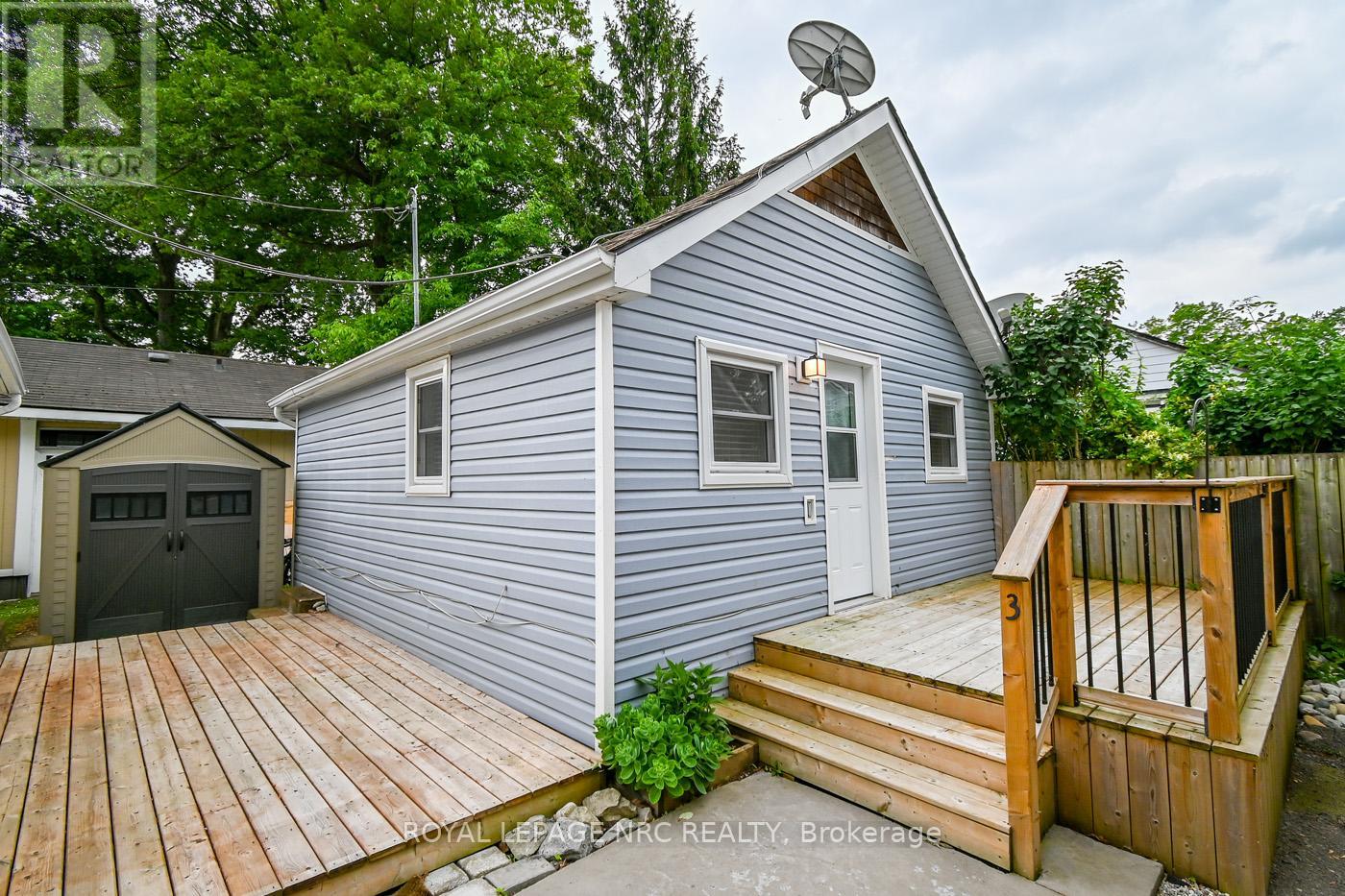 387 Elmwood Avenue Property Photo 7