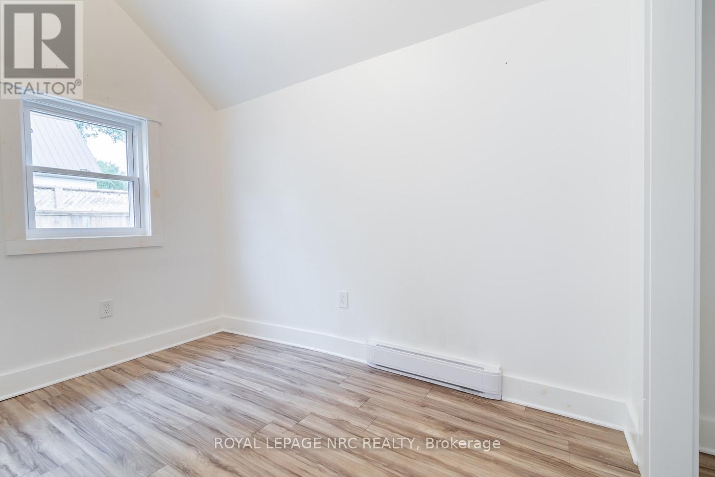 387 Elmwood Avenue Property Photo 23