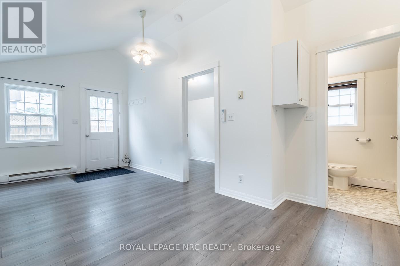 387 Elmwood Avenue Property Photo 35