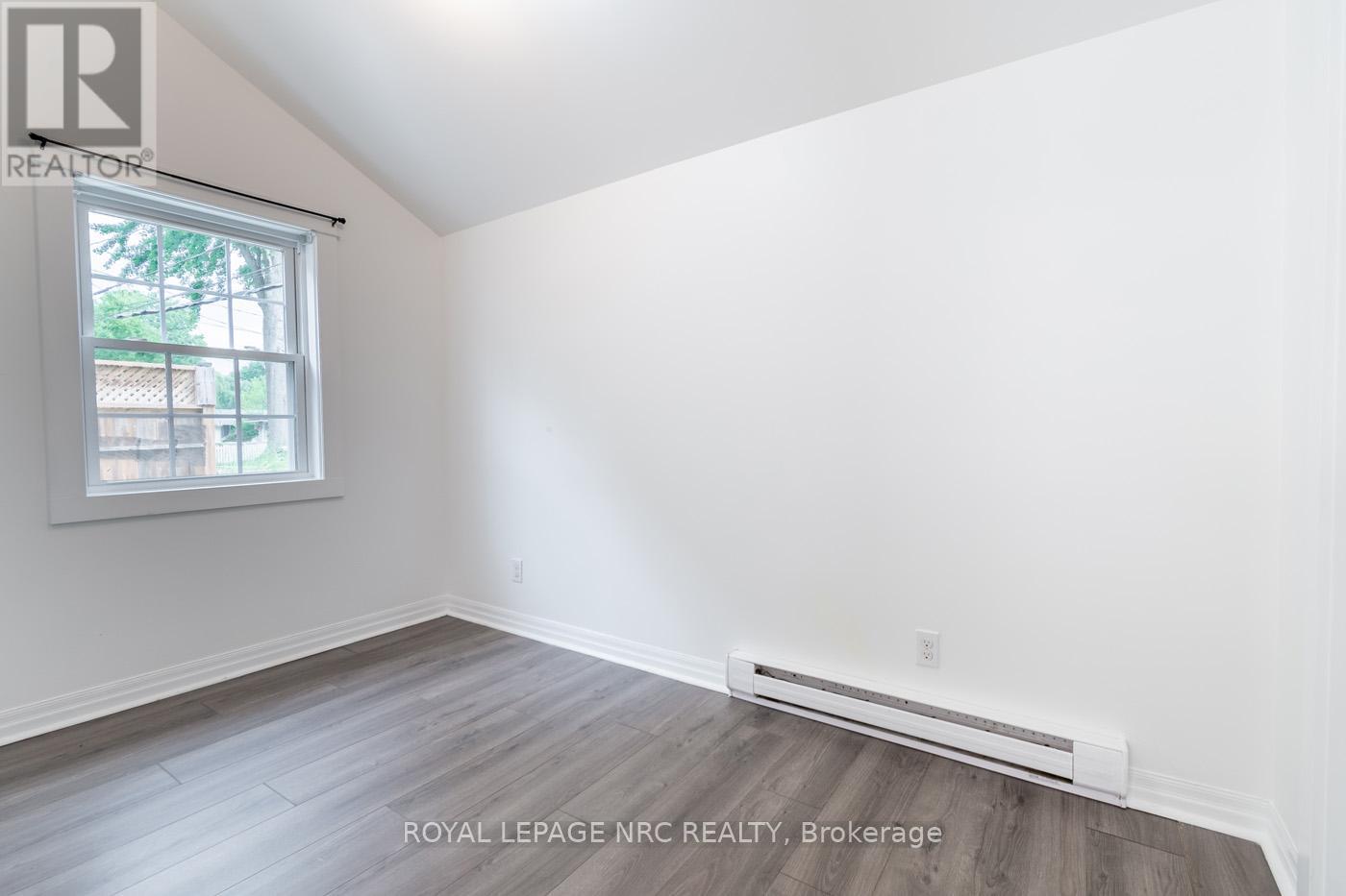 387 Elmwood Avenue Property Photo 40
