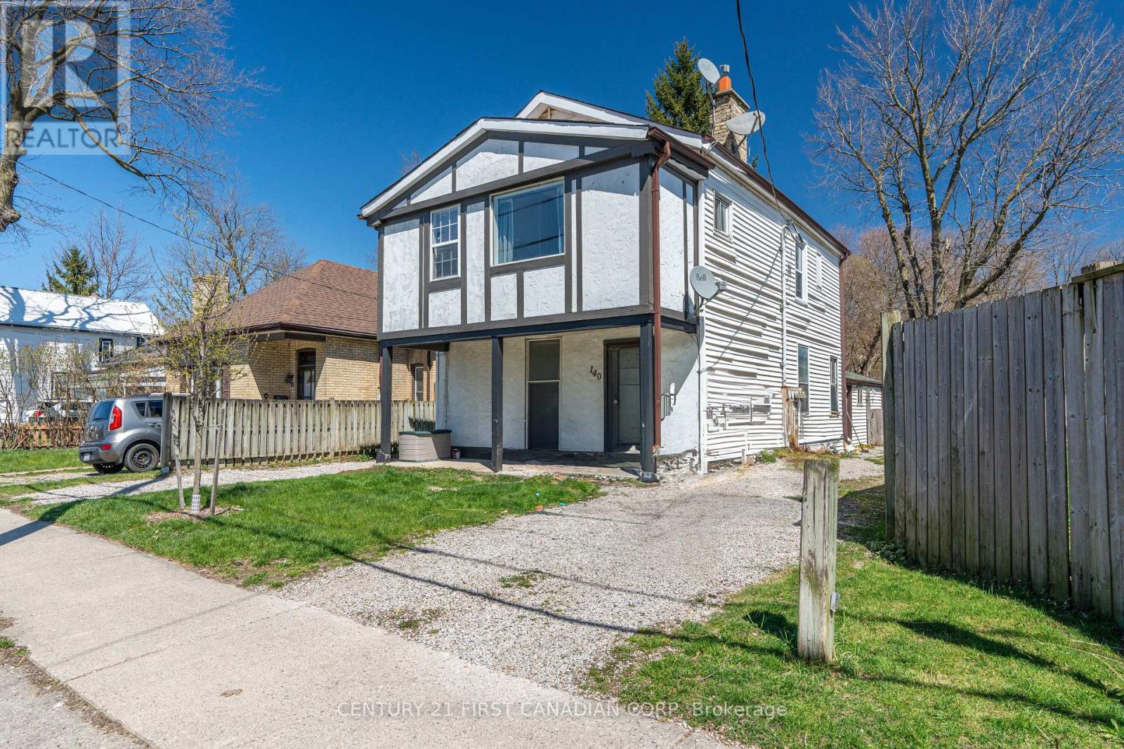 140 Rectory Street Property Photo 2