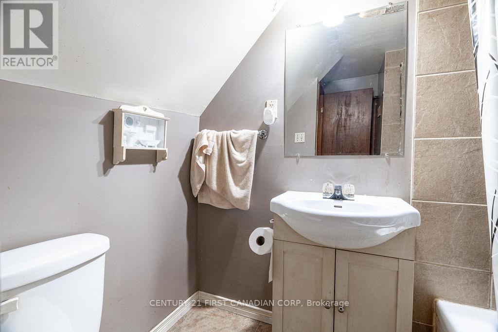140 Rectory Street Property Photo 14
