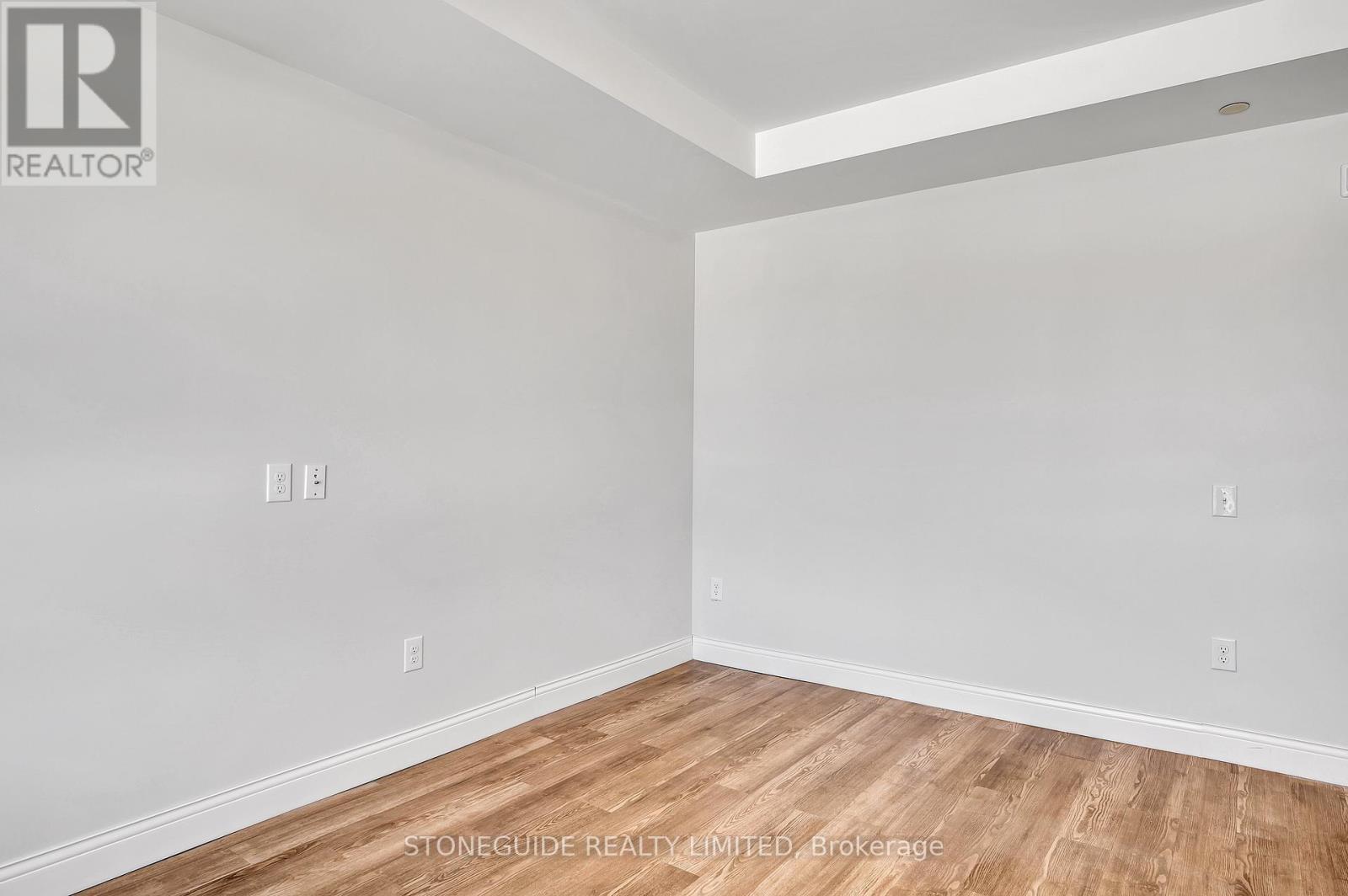 203 - 555 Bonaccord Street Property Photo 17