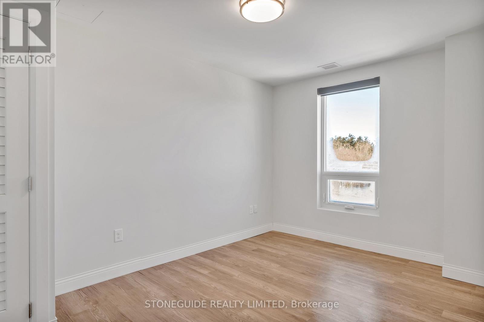 203 - 555 Bonaccord Street Property Photo 24