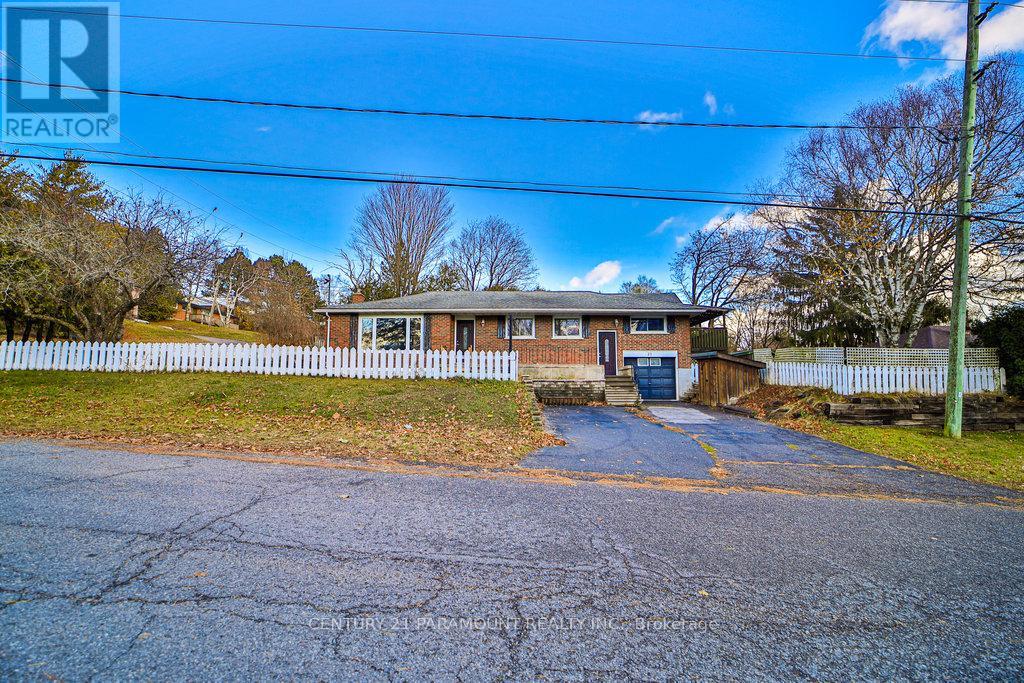 23 Hope Street W Property Photo