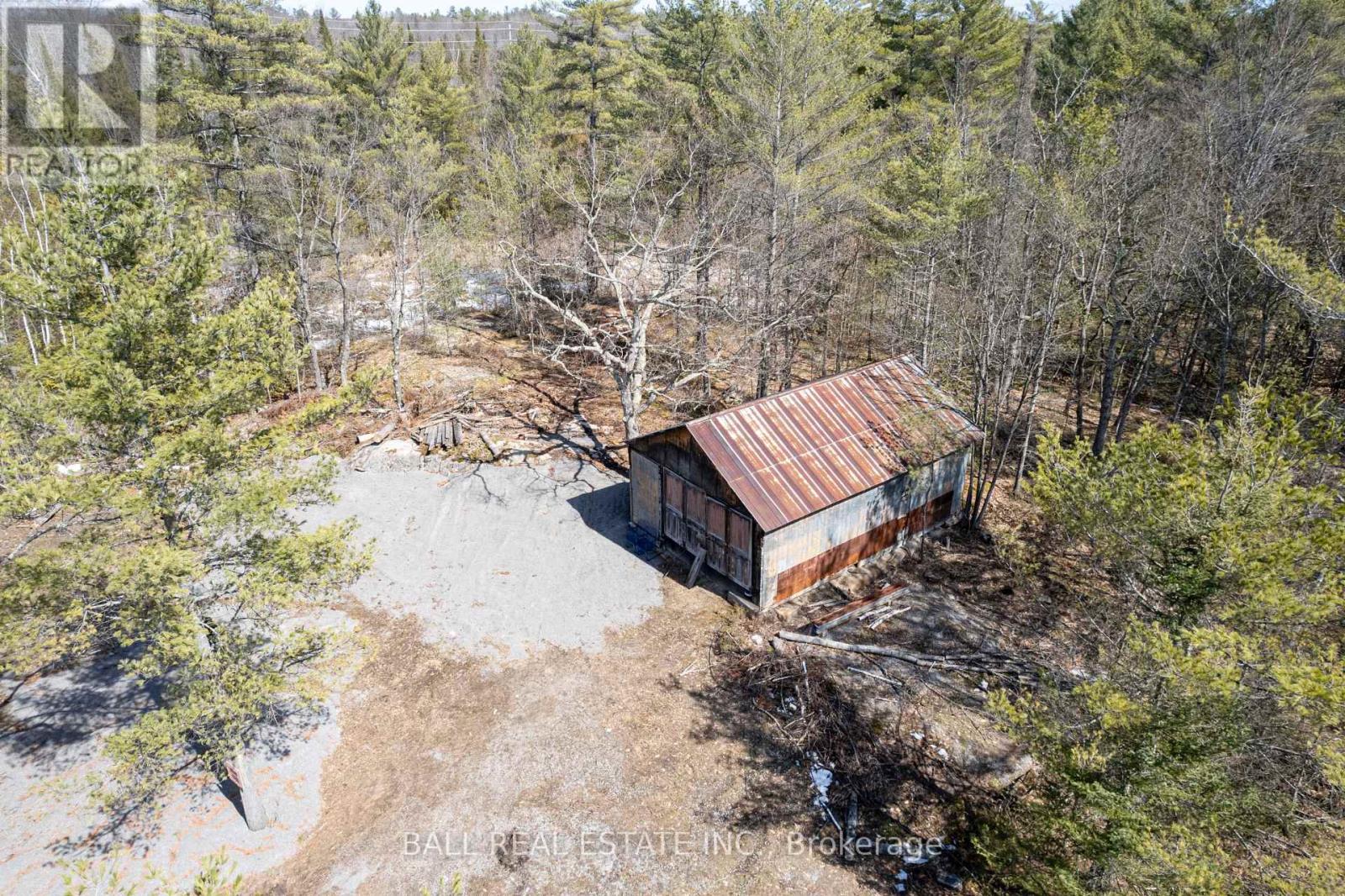3 Fire Route 81 Property Photo 4