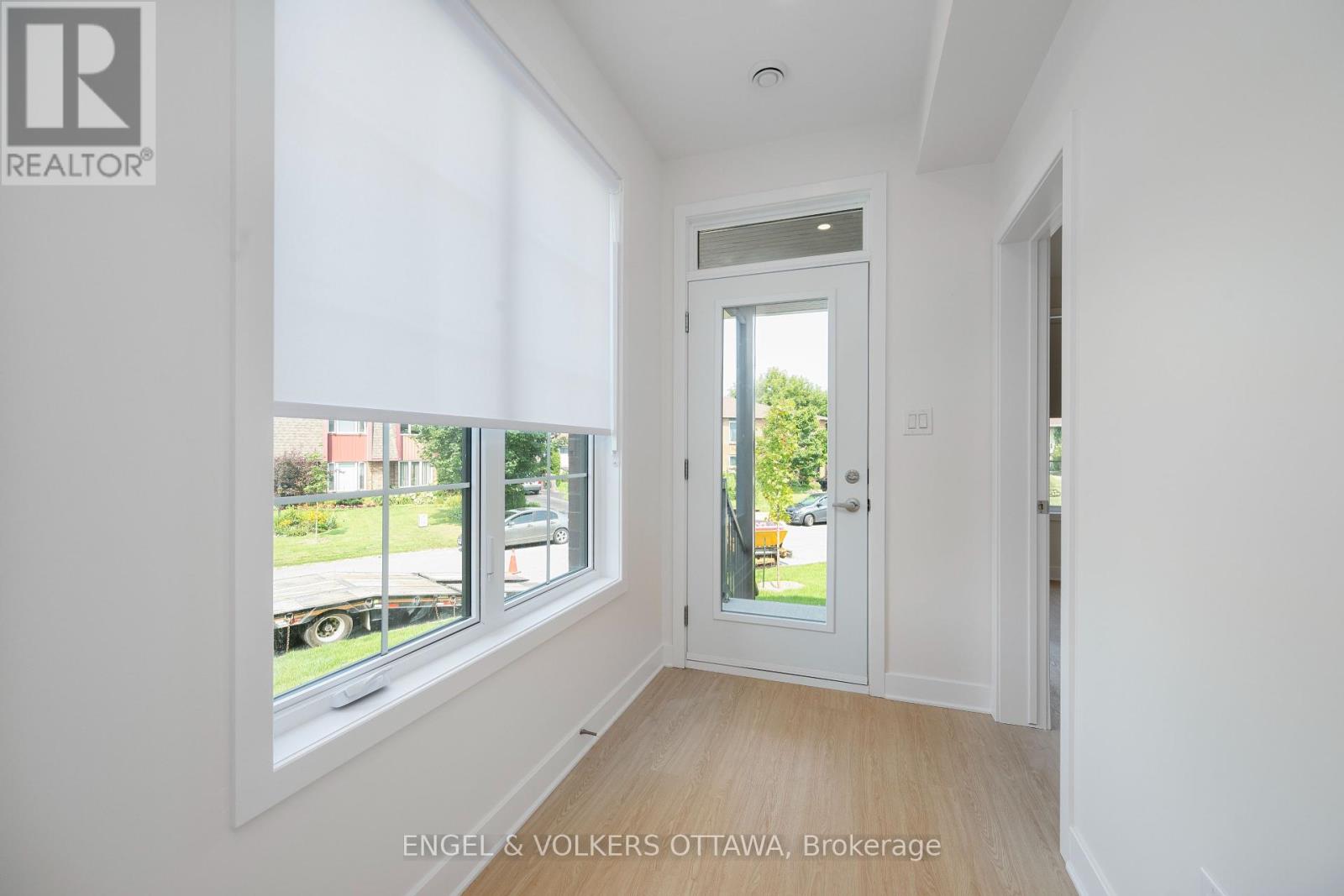 5 Winlock Crescent Property Photo 6