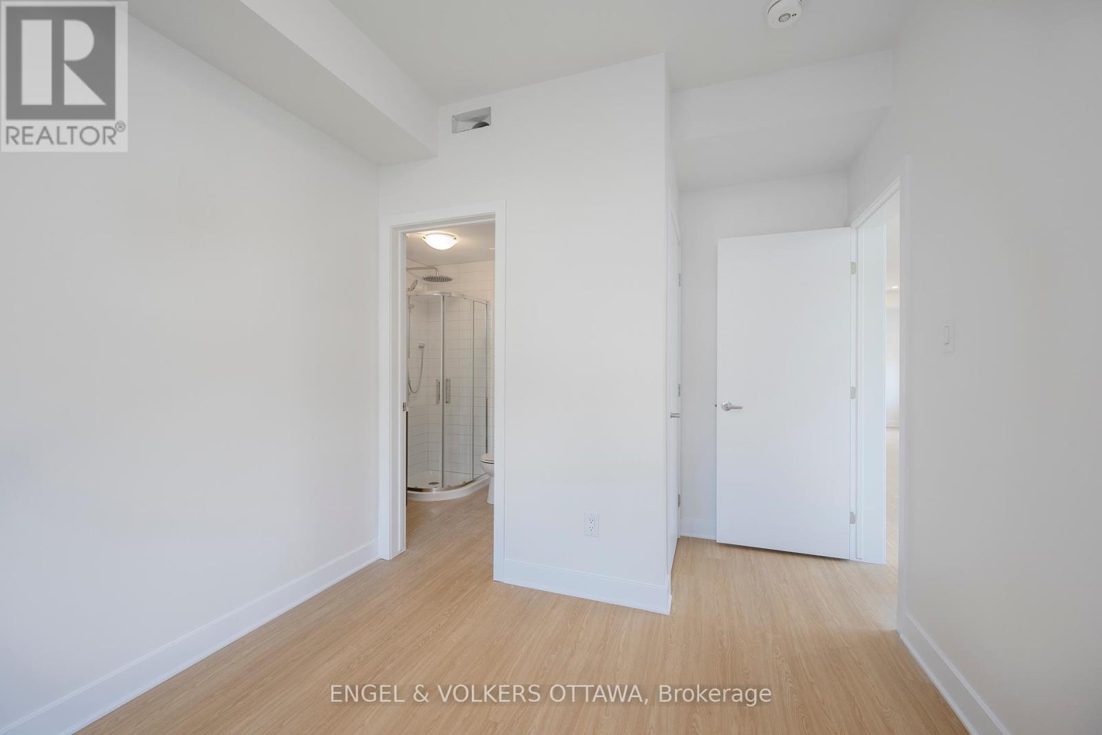 5 Winlock Crescent Property Photo 9