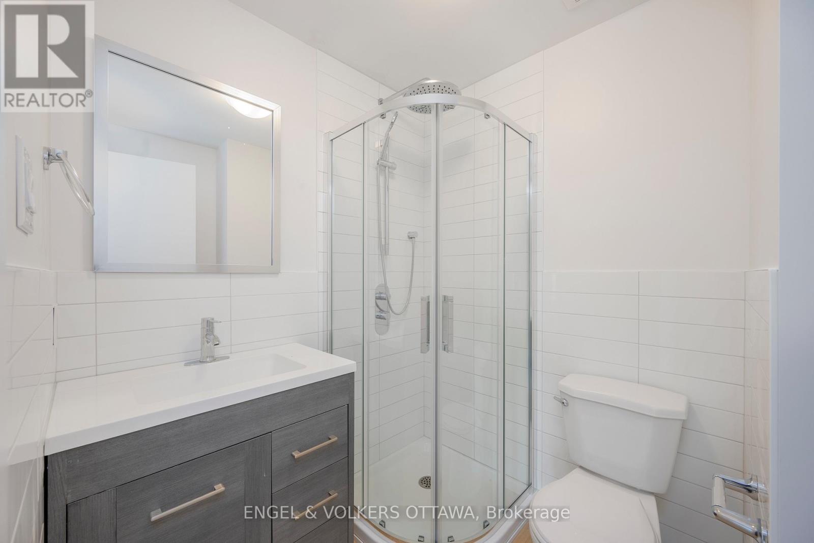 5 Winlock Crescent Property Photo 10
