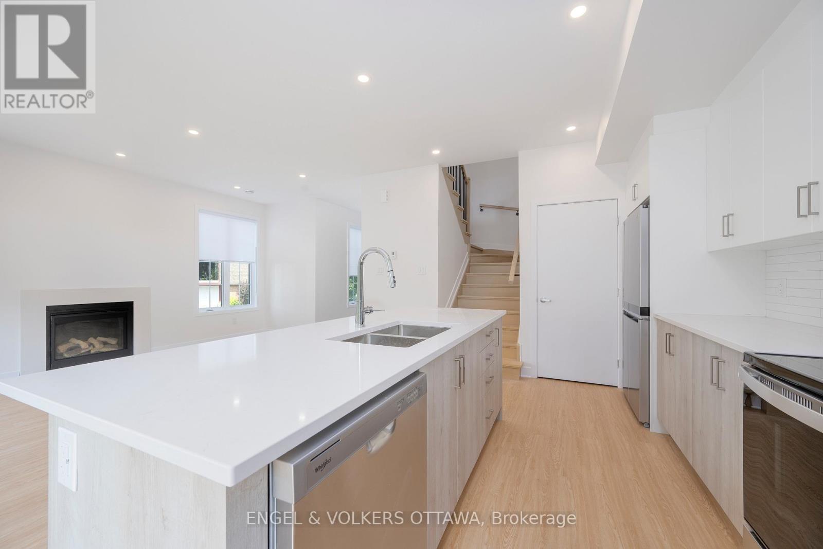 5 Winlock Crescent Property Photo 20