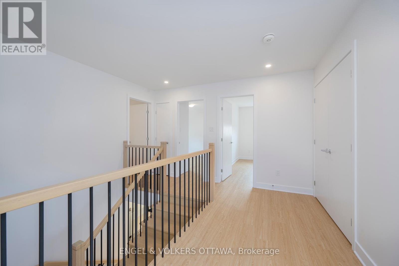 5 Winlock Crescent Property Photo 24