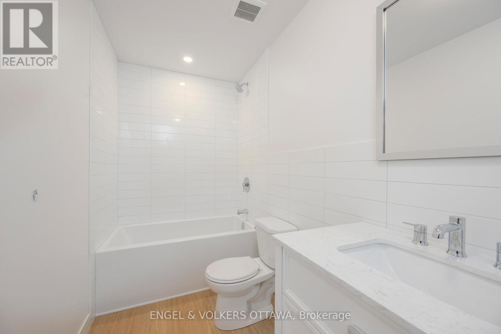 5 Winlock Crescent Property Photo 30