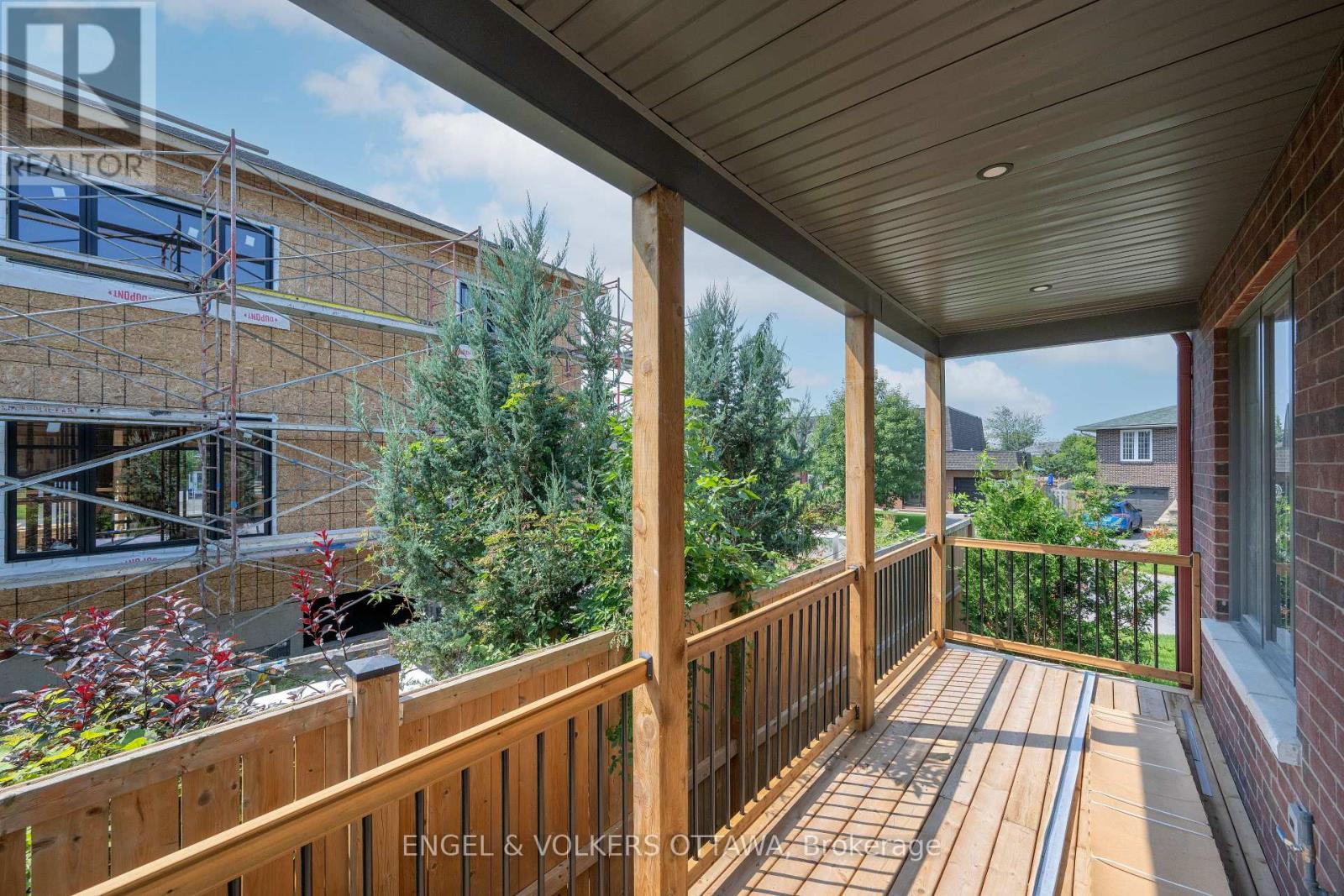 5 Winlock Crescent Property Photo 32