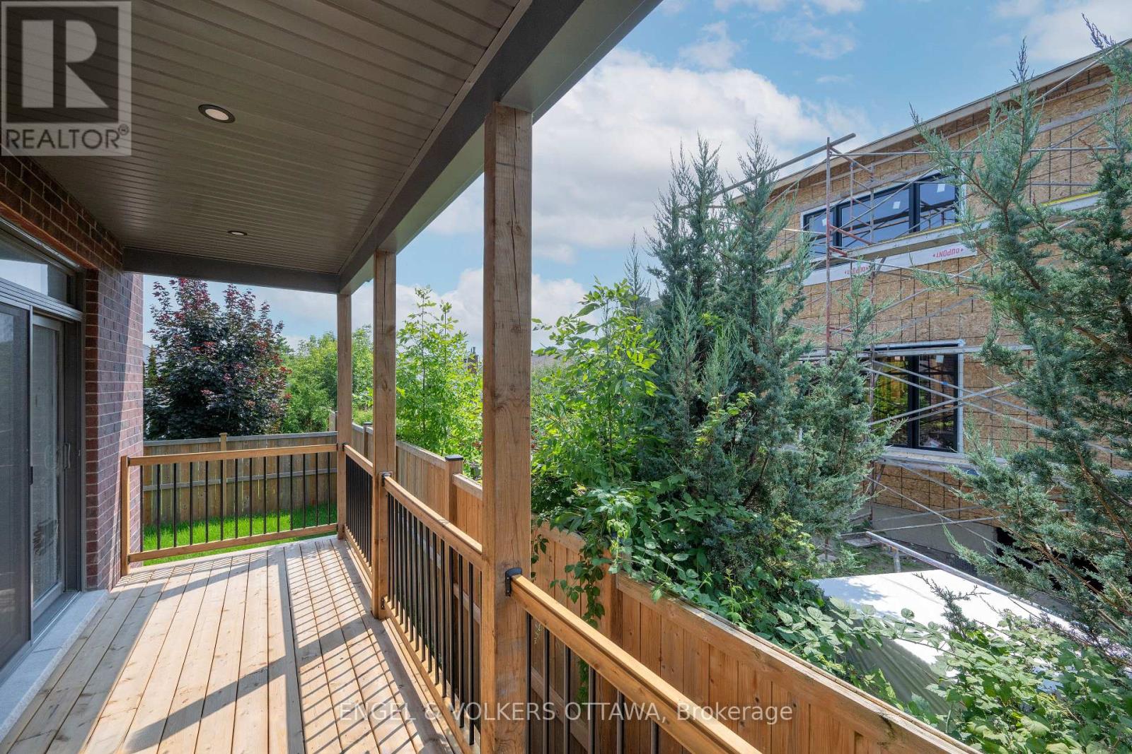 5 Winlock Crescent Property Photo 33