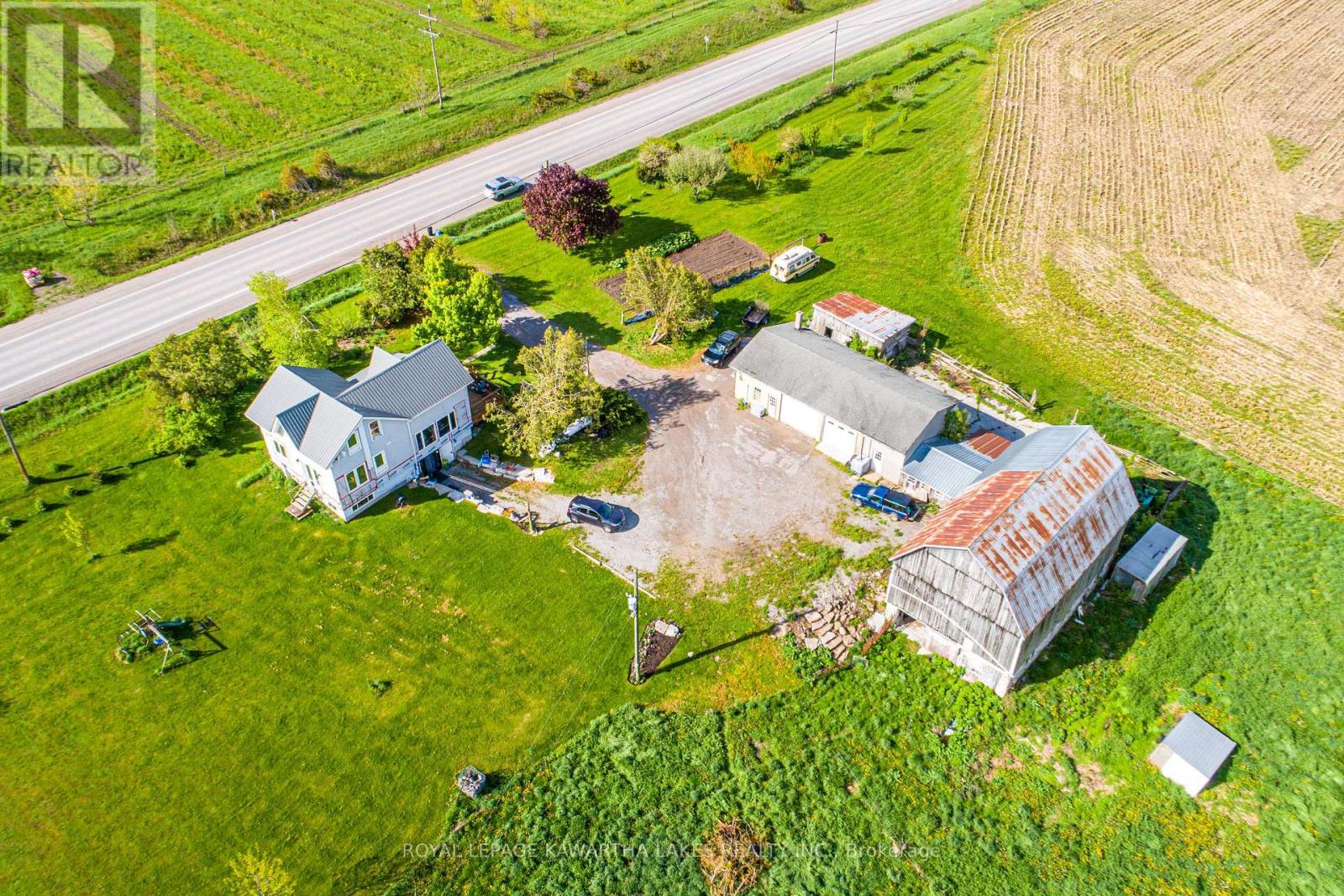 1937 Glenarm Road Property Photo 2