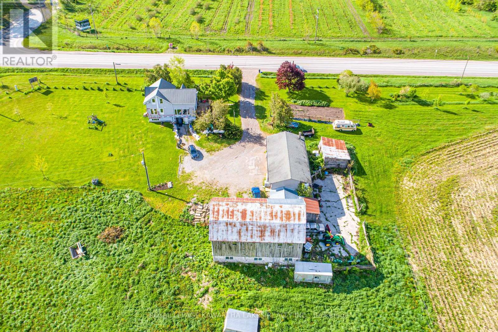 1937 Glenarm Road Property Photo 34