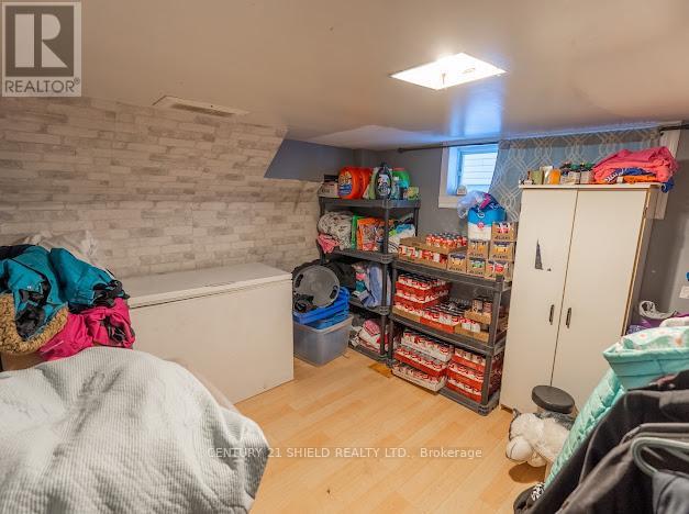 337 6th Street W Property Photo 13