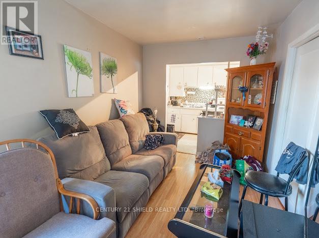 337 6th Street W Property Photo 18