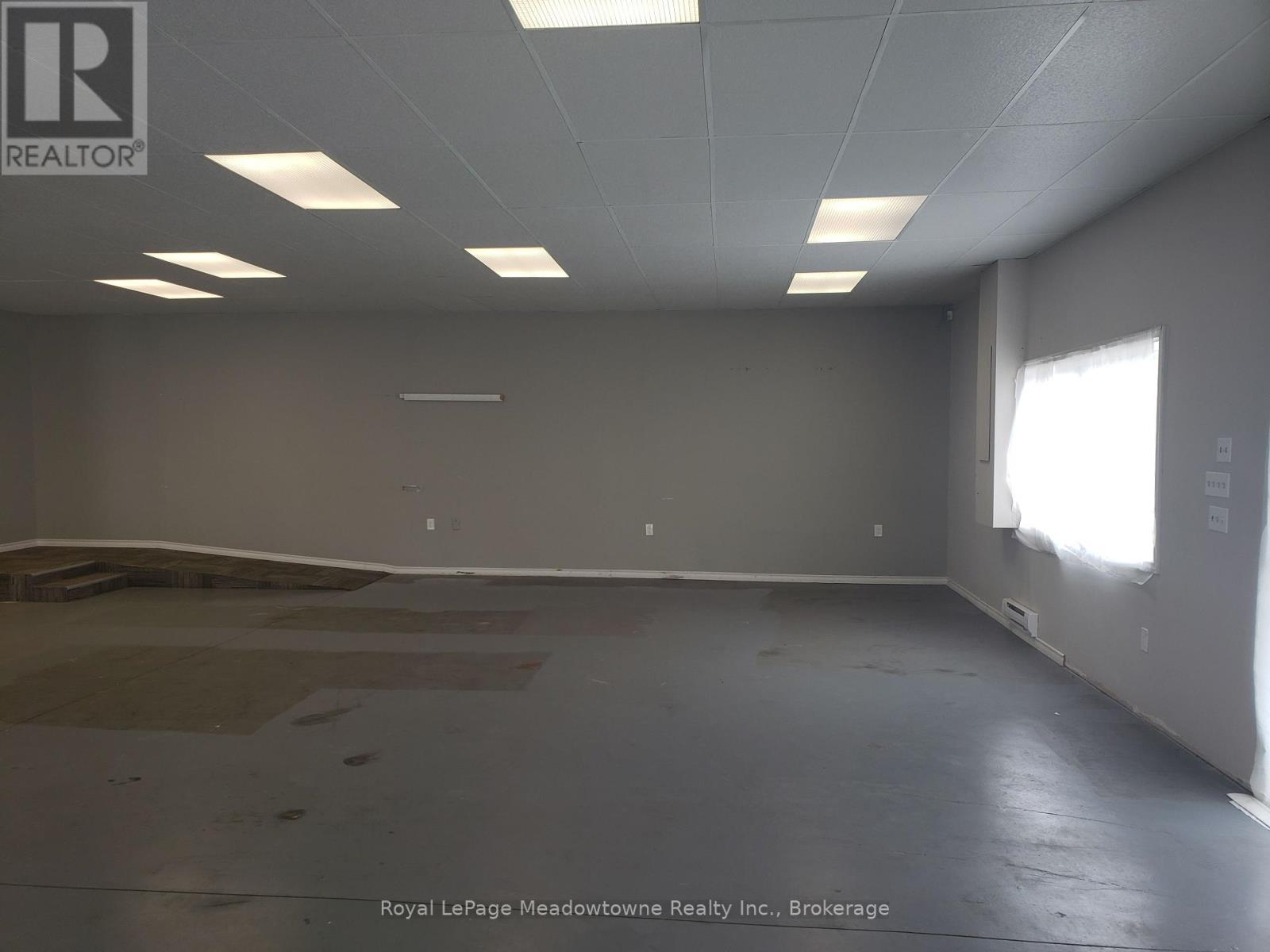 1 - 5 Bobcaygeon Road Property Photo 4