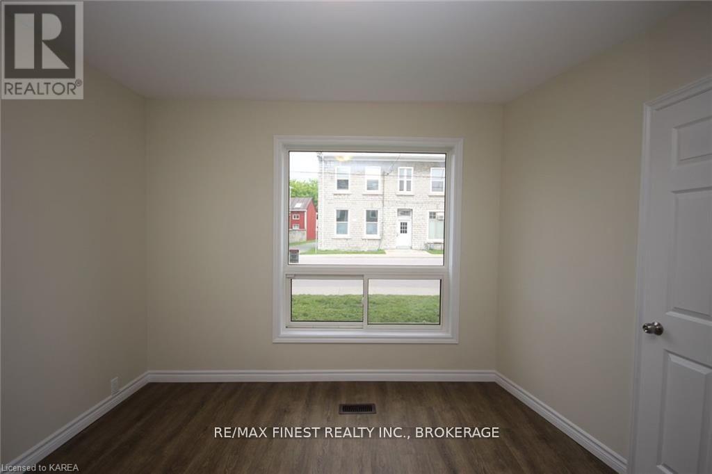 219 Montreal Street Property Photo 10