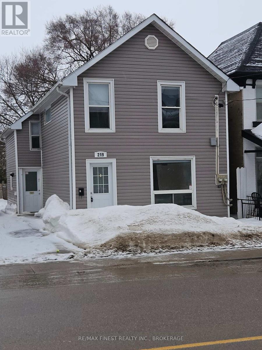219 Montreal Street Property Photo 1