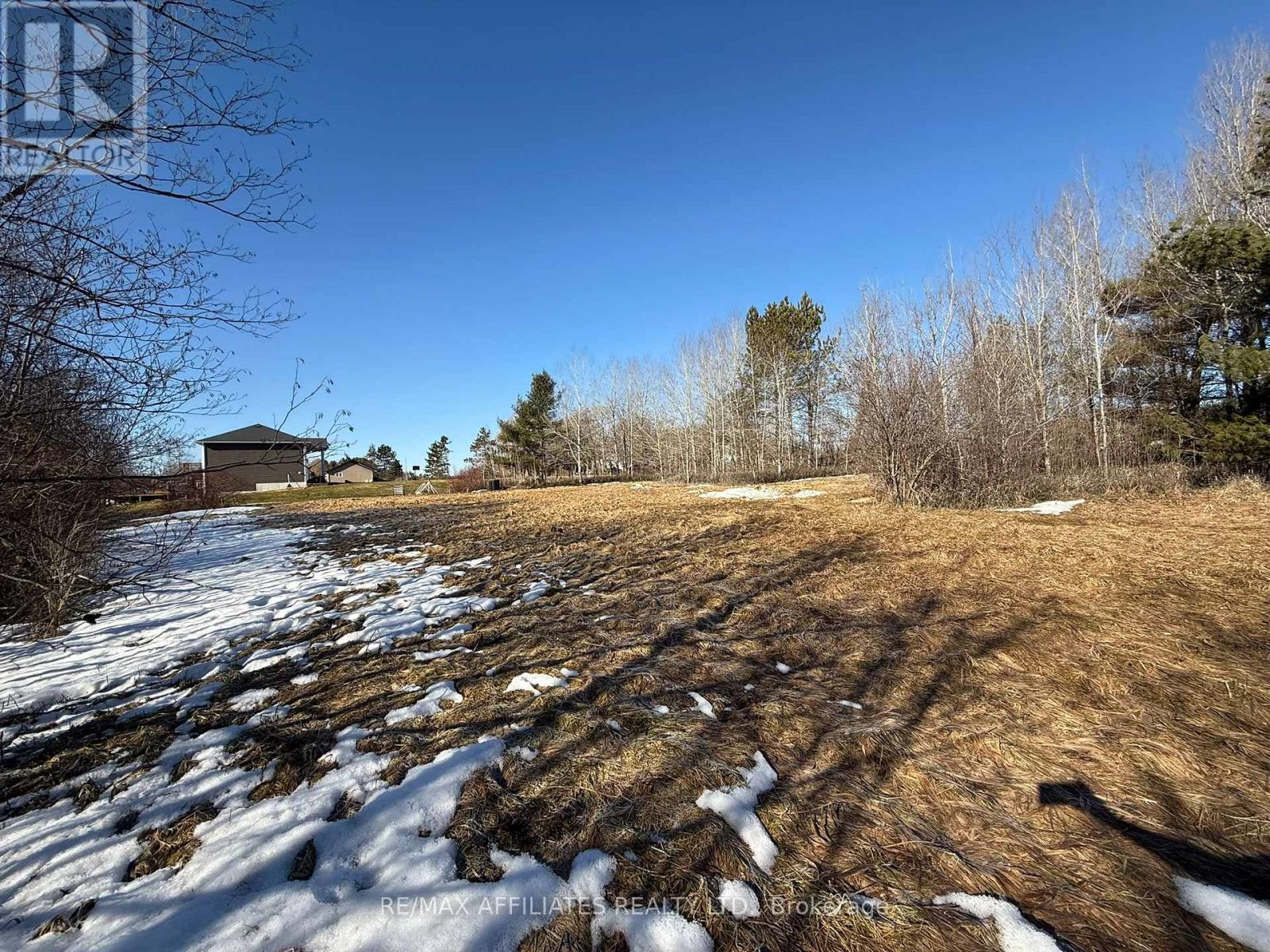 1403 Pittston Road Property Photo 7
