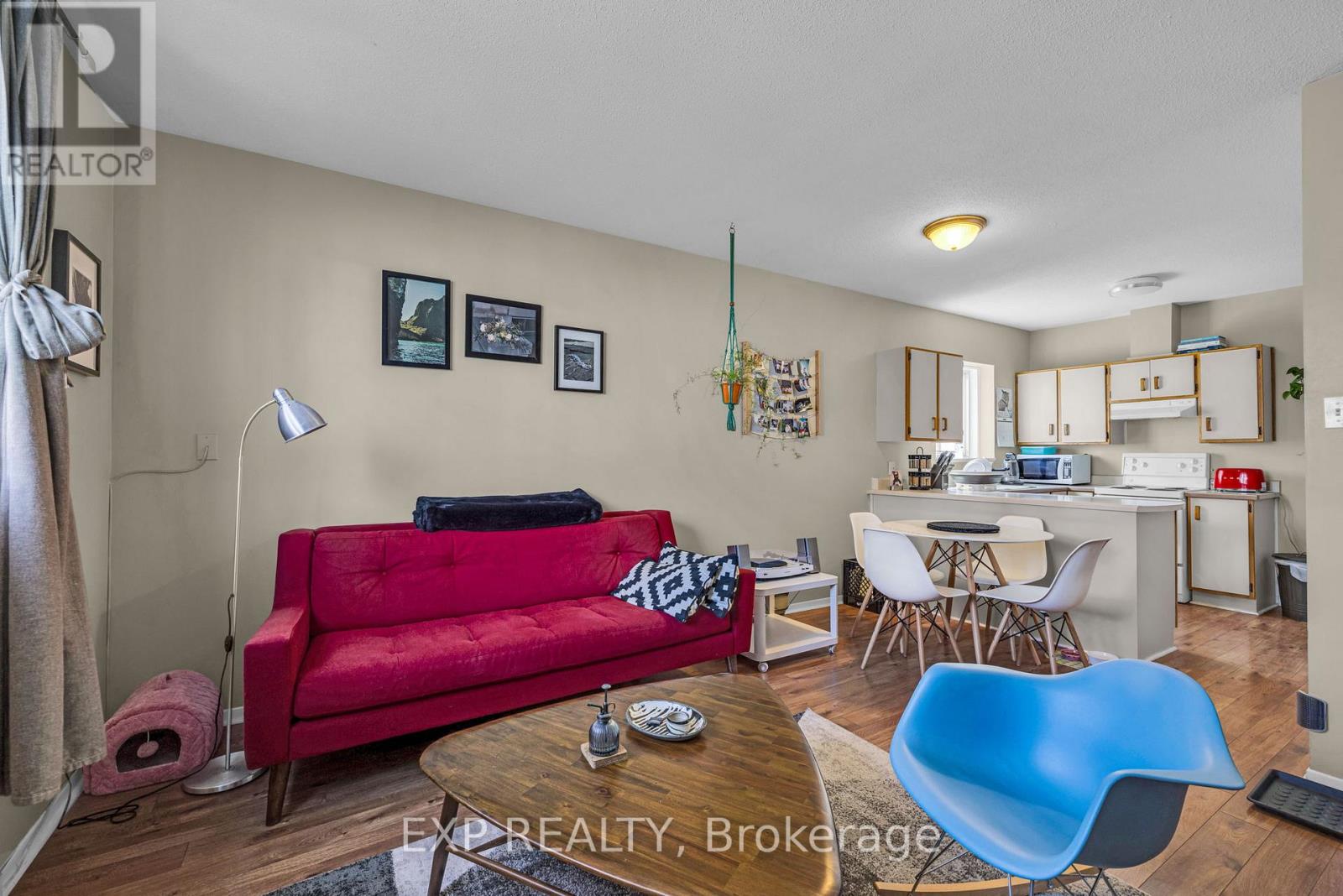 358 Winston Avenue Property Photo 8