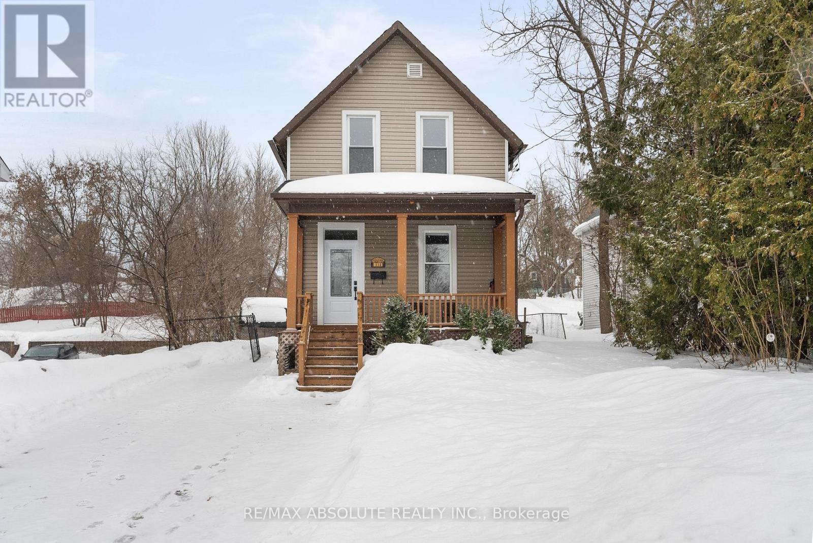 134 Victoria Street Property Photo