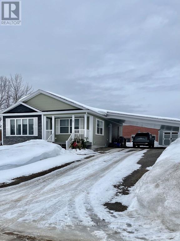 7 Williams Drive Property Photo