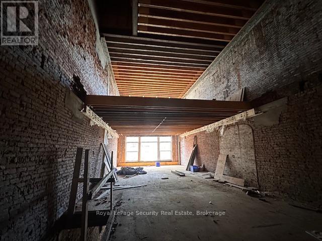 58 KING STREET Property Photo 1